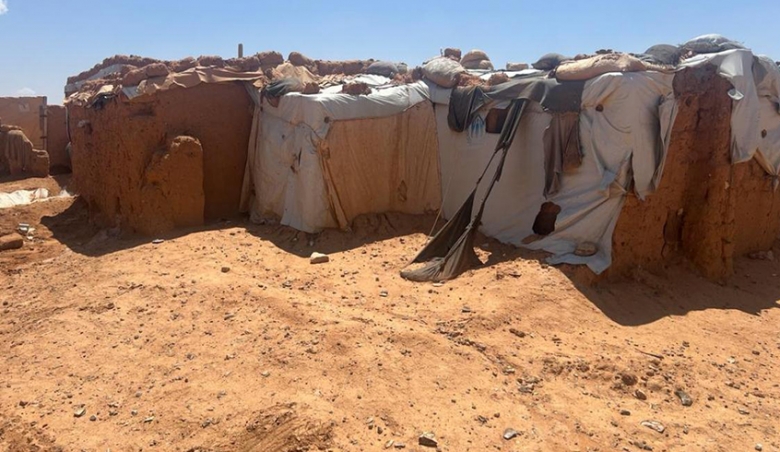 عبر طائرات  أميركية.. إيصال مساعدات إنسانية للنازحين في مخيم الركبان