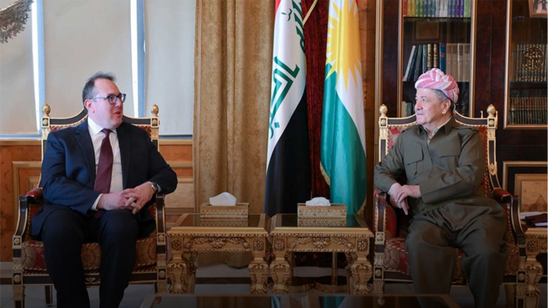  الرئيس بارزاني يستقبل القائم بأعمال السفارة الأمريكية في العراق ويبحث معه الأوضاع في كوردستان والعراق وسوريا