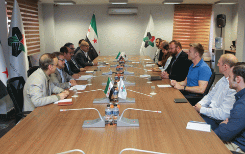 الائتلاف الوطني يلتقي وفداً من الخارجية الأمريكية ويبحثان معاً آخر التطورات