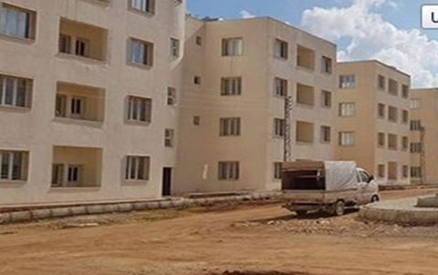 Kobanê  : PYDê Şuqeyên ku ji bo malbatên şehîdan çêkiribûn difroşe û bi kirê dide