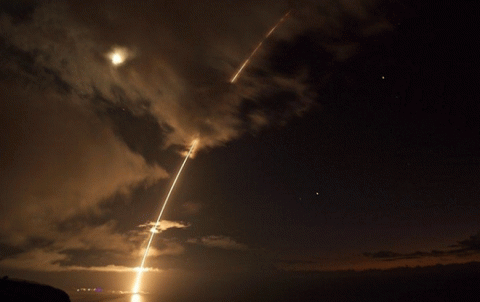 غارات إسرائيلية تستهدف مطاراً عسكرياً وسط سوريا