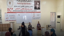 مؤسسة بارزاني الخيرية تفتتح دورة لتعليم الخياطة في مخيم كويلان