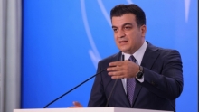 المتحدث باسم الحكومة: لا توجد أي مشكلة في إرسال الرواتب