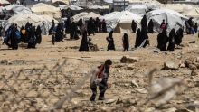  قافلة جديدة من اللاجئين العراقيين تغادر من مخيم الهول في الحسكة