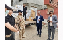 توزيع مساعدات غذائية ومنظفات في مخيم دوميز للاجئين الكورد السوريين